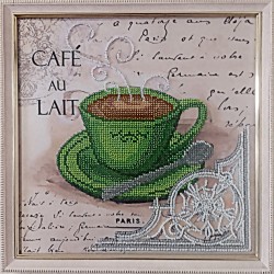 Картина вышитая  бисером чашечка кофе в Париже  "LAIT".  26,5х26,5см